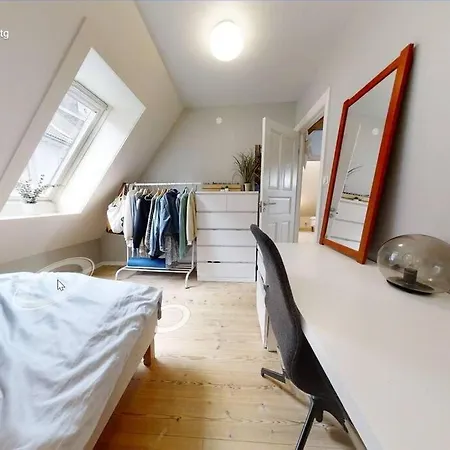 Modern, Spacious And Cozy In The Center Of Bergen! Bergen